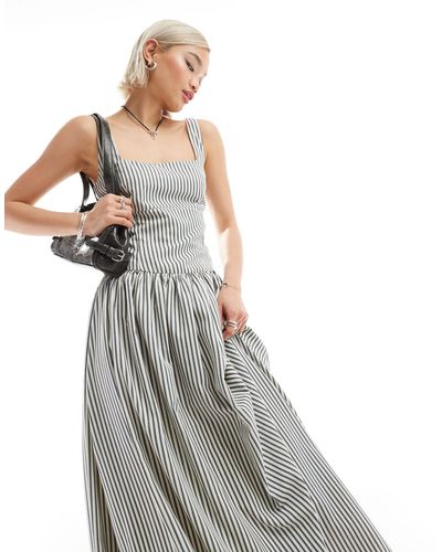Glamorous Drop Waist Square Neck Full Skirt Maxi Dress - Grey