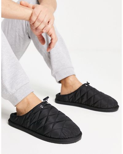 New Look Quilted Slippers - Black