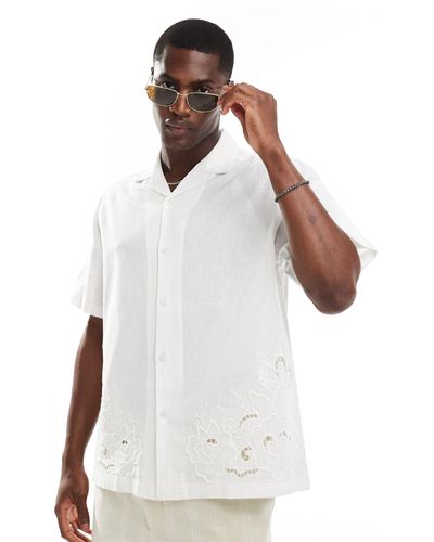 ASOS – kurzärmliges, legeres revershemd - Weiß