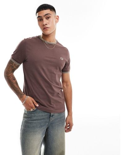 Fred Perry Twin Tipped T-shirt - Brown