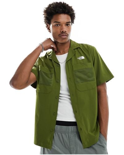 The North Face First Mesh Pocket Short Sleeve Shirt - Green