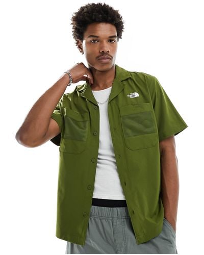 The North Face First - camicia a maniche corte color oliva con tasche - Verde