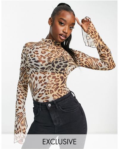AsYou Top en tulle imprimé léopard avec manches évasées - Blanc