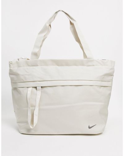 Nike – Oversize-Tasche mit Swoosh-Logo - Weiß