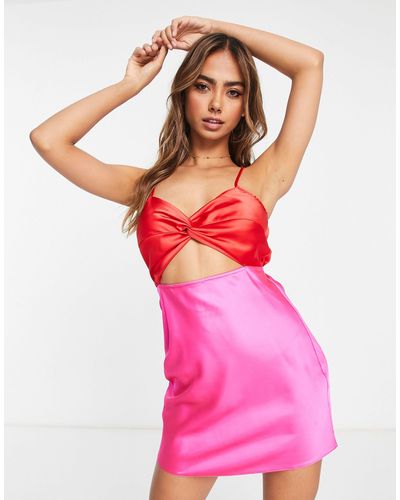 Miss Selfridge Vestido corto rosa y rojo con diseño color block y abertura
