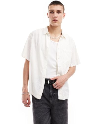 Weekday Relaxed Fit Linen Blend Short Sleeve Shirt - White