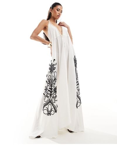 River Island Vestido playero largo color con detalles bordados y bajo asimétrico - Blanco