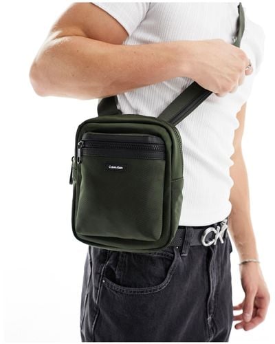 Calvin Klein Essential Reporter Bag - Green