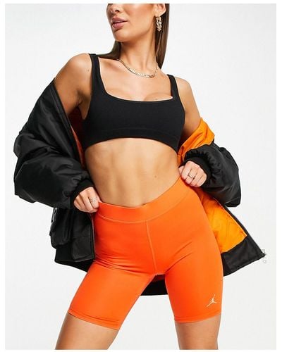 Nike Essential legging Shorts - Orange