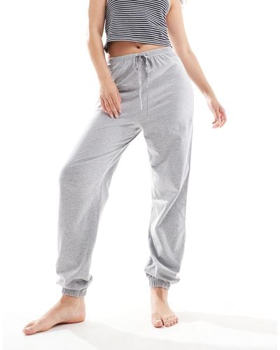 ASOS – mix & match – preppy – pyjama-jogginghose - Grau