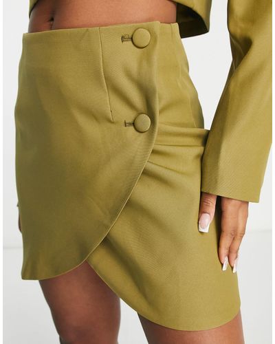 In The Style X Perrie Sian Wrap Detail Mini Skirt - Green