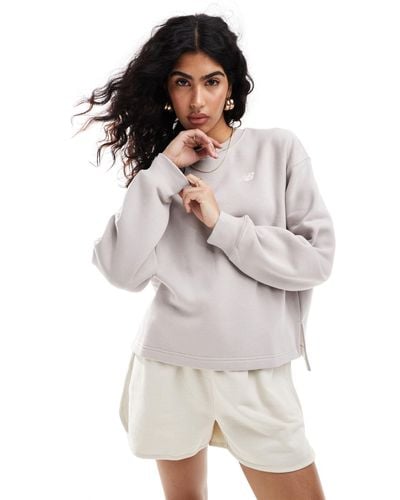New Balance – linear heritage – sweatshirt aus fleece - Weiß