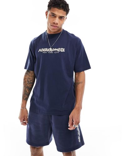 Abercrombie & Fitch Camiseta con logo bordado trend mix & match - Azul