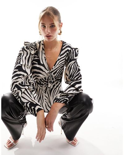 New Look – langärmlige bluse mit zebraprint und rüschen - Schwarz