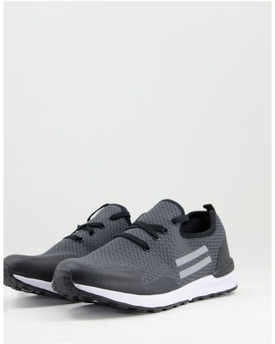 Brave soul deals reflective