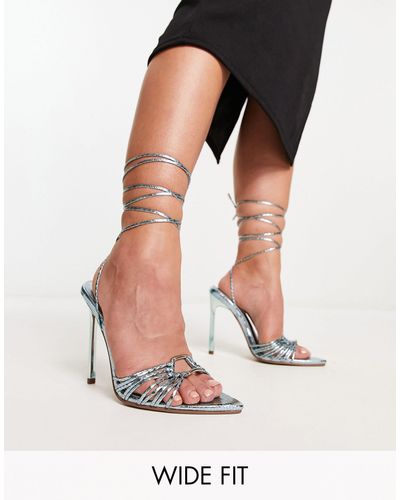ASOS Narina - sandali con tacco a pianta larga metallizzato con dettaglio ad anello - Bianco