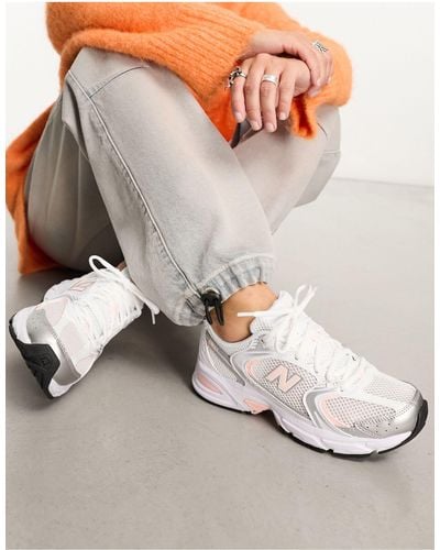 New Balance 530 - sneakers bianche e pastello - Grigio