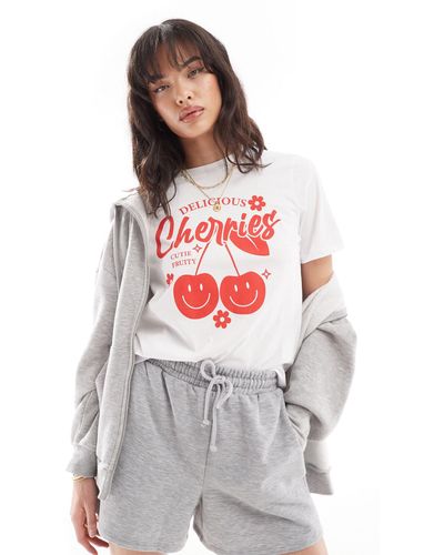 Pieces 'delicious Cherries' Front Print Oversize T-shirt - White