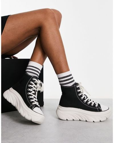 Skechers – funky street – knöchelhohe sneaker aus em canvas - Weiß