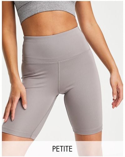 ASOS 4505 Petite Icon 8 Inch Booty legging Short With Bum Sculpt Detail - Gray