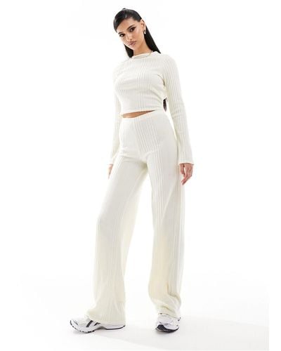 Missy Empire Missy Empire Ribbed Wide Leg Trousers - White