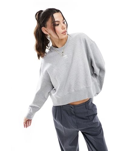 adidas Originals – adicolor essentials – sweatshirt - Grau