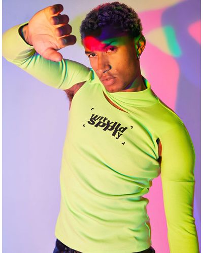 ASOS Asos - unrvlld spply - t-shirt moulant à manches longues en jersey côtelé avec superposition et col roulé - citron - Vert