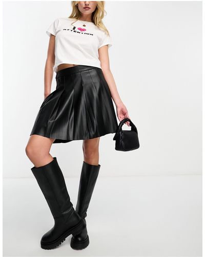 Vero Moda Minifalda negra acolchada - Blanco