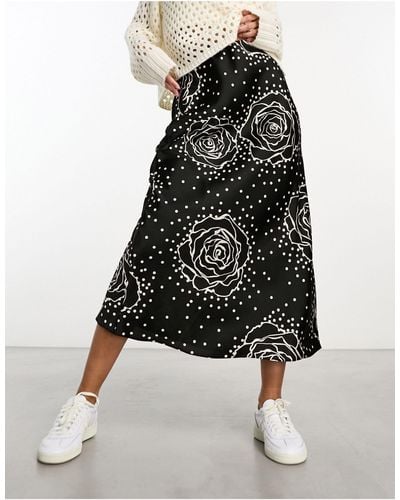 New Look Falda midi con estampado - Negro