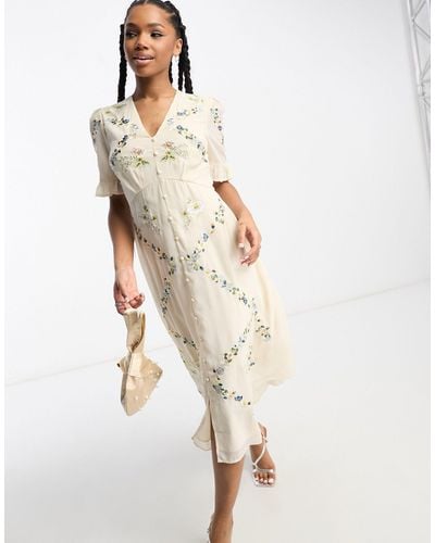 Hope & Ivy Midi-jurk Met Borduursels En Knoopsluiting Aan - Wit