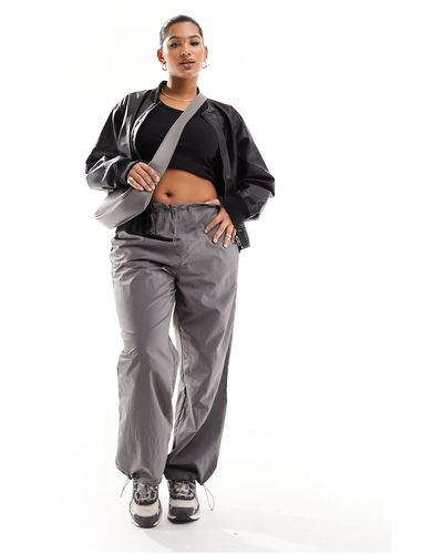 ONLY Mid Rise Parachute Trousers - Black