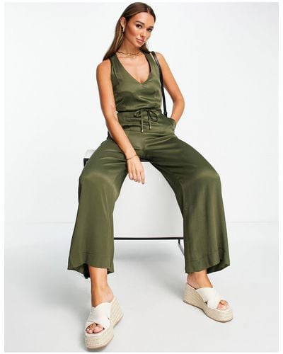 Closet Satijnen Jumpsuit Met Gekruiste Achterkant - Groen