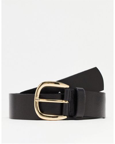 ASOS Faux Leather Waist And Hip Belt With Half Moon Gold Buckle - White