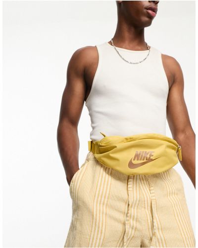 Nike belt on sale bag for men