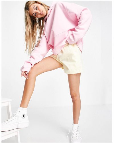 TOPSHOP – legere shorts mit paperbag-taille - Gelb