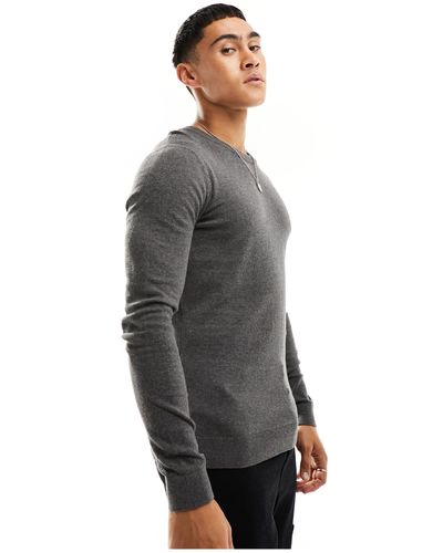 New Look Muscle Fit Crew Jumper - Grey