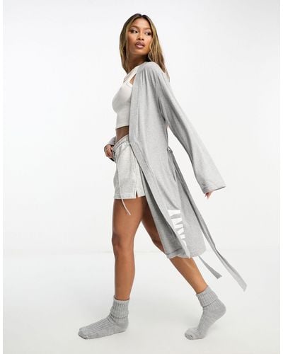DKNY – superweicher morgenmantel aus baumwoll-jersey mit logo - Weiß