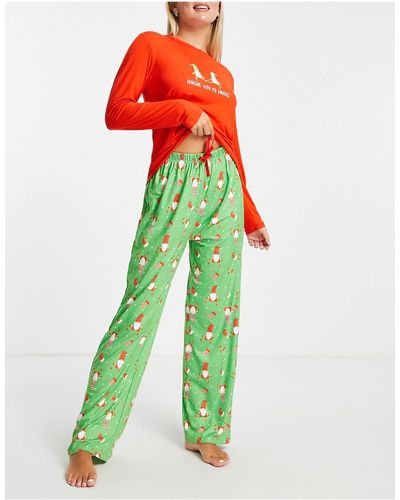 Loungeable Pijama rojo y verde con estampado - Blanco