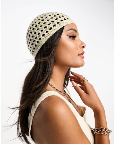 Monki Petit bonnet en maille au crochet - Blanc