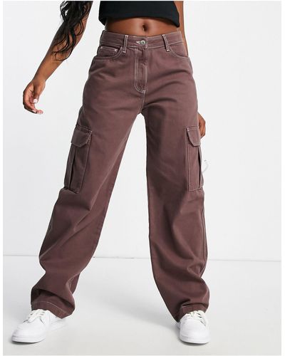 Collusion X015 - jeans cargo anti-fit color moka con cuciture a contrasto - Marrone