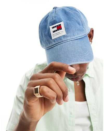 Tommy Hilfiger – denim-kappe mit modischem logoaufnäher - Blau