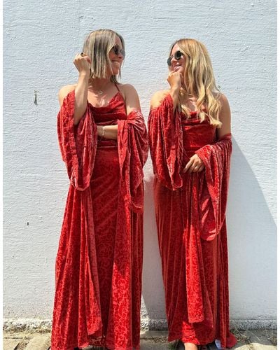 Labelrail X collyer twins - robe caraco longue en tissu dévoré à col bénitier - brûlé - Rouge