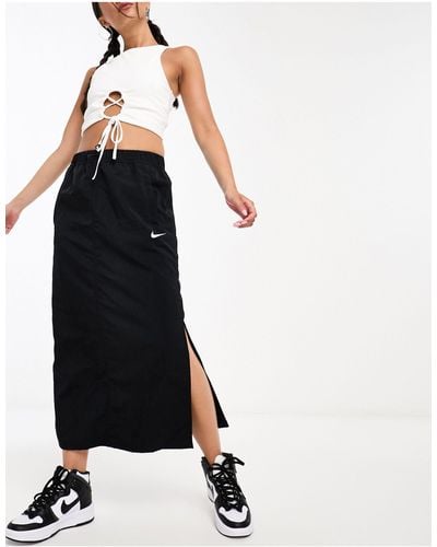 Nike Mini Swoosh Woven Cargo Maxi Skirt - Black