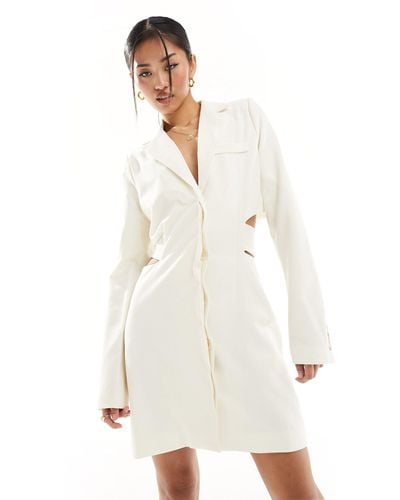 Pretty Lavish Vestito corto stile blazer con cut-out color crema - Bianco