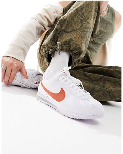 Nike Cortez - baskets en cuir - et orange - Blanc