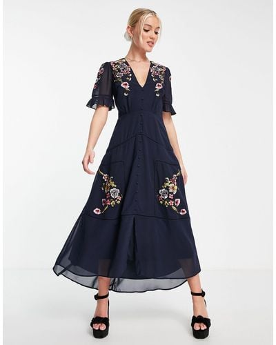 Hope & Ivy Clarice Embroidered Chiffon Maxi Dress - Blue