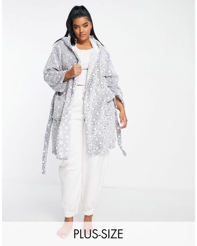Loungeable Plus Hooded Robe With Sherpa Lining - White