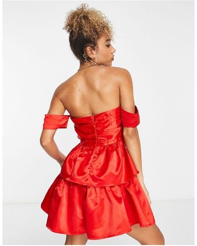 Collective The Label Exclusivité - - robe froncée courte à encolure bardot pour la saint-valentin - Rouge