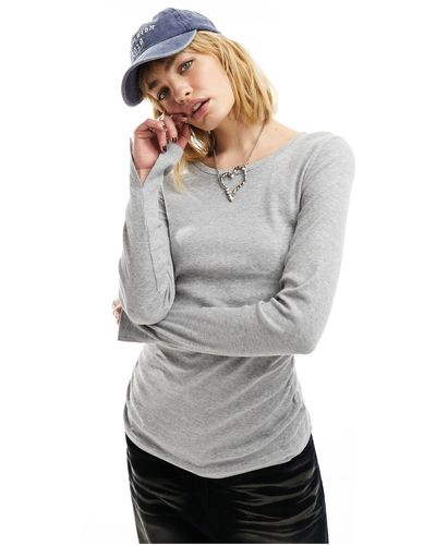 Monki Long Sleeve Fitted Top - Gray