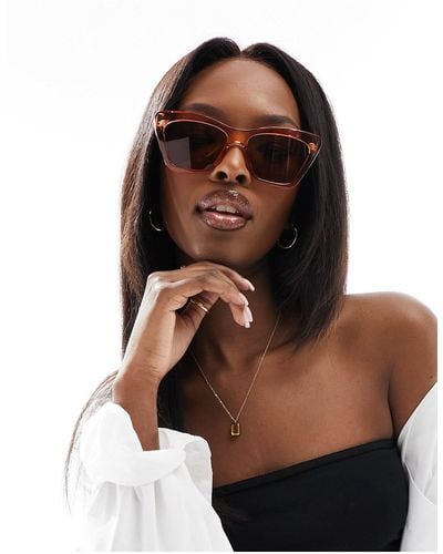 A.J. Morgan Razzy Cateye Sunglasses - Black